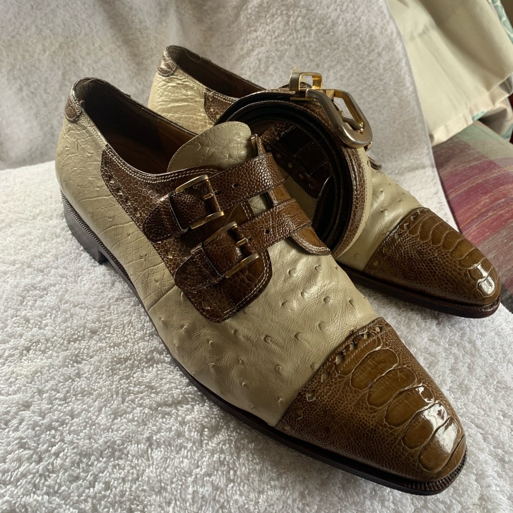 Two-tone dress shoe of Genuine Ostrich/Crocodile,Double buckle and matching belt